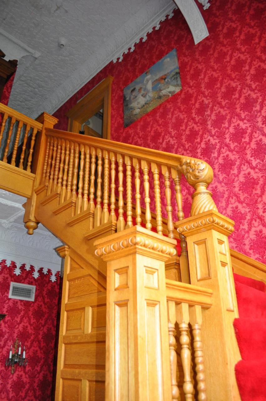 Queen Anne Bed And Breakfast Nevada Екстериор снимка